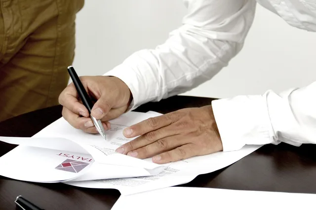 firm, contract, person signing a document, firm, contract, contract, contract, contract, contract. Audience research for a franchise that keeps operator and customer questions apart