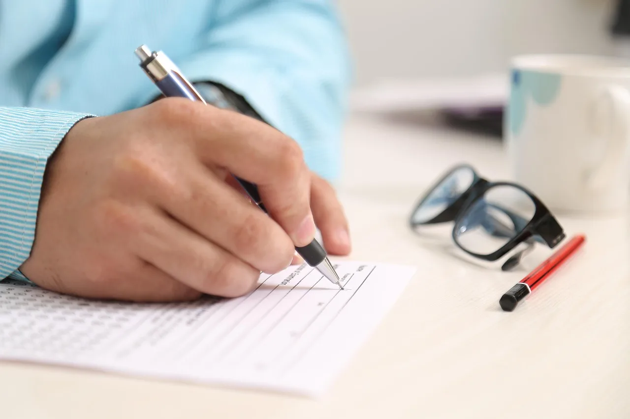 man, men, person, people, male, portrait, adult, young, fill, sheet, paper, glasses, pen, pencil, write, hand, table, picture, pic, filed, note, fill, fill, fill, fill, fill, pic, pic, pic, pic