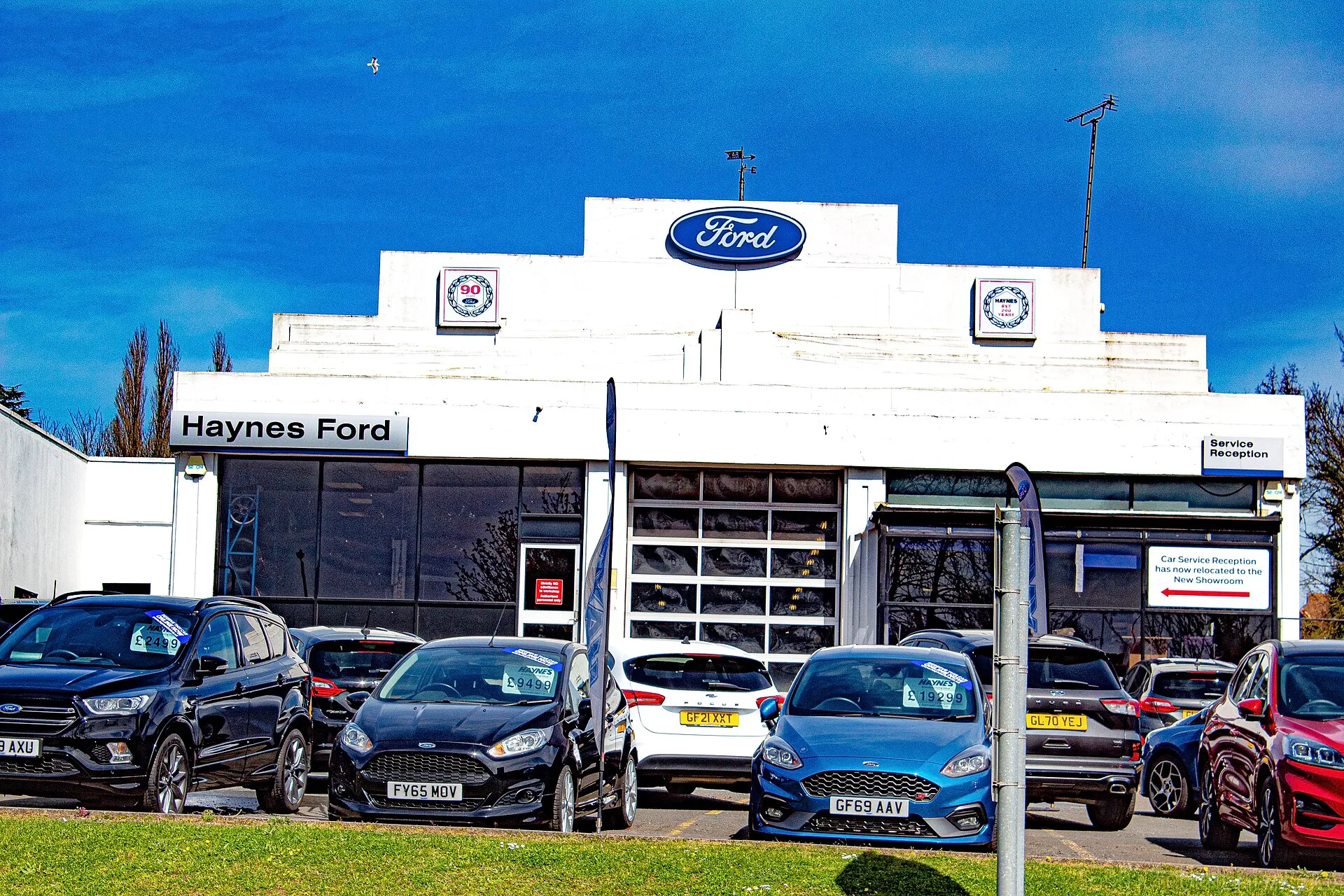 Haynes can trace its origins to 1790 when the business was founded as an ironmongery and general store in the Edgware Road, London (now the site of the Metropole Hotel). In 1832 William Haynes took the two or three-day journey to Maidstone and went into partnership with John Gurney who had acquired